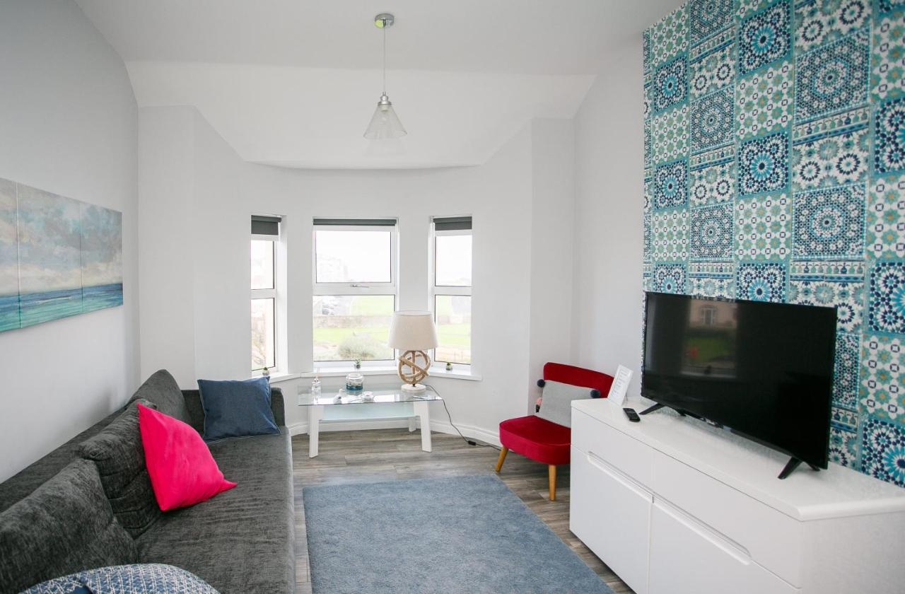 Apt3, No 2 Antrim Gardens, Portrush With Seaview Экстерьер фото