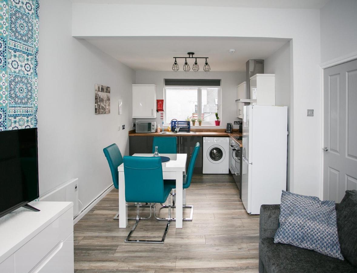 Apt3, No 2 Antrim Gardens, Portrush With Seaview Экстерьер фото