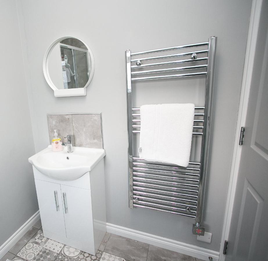 Apt3, No 2 Antrim Gardens, Portrush With Seaview Экстерьер фото
